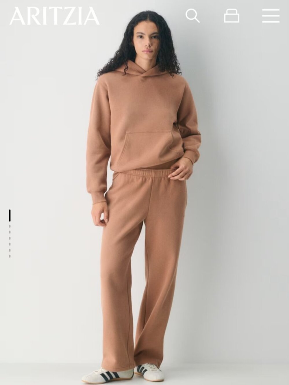 BNWOT Aritzia TNA cozy fleece mega straight sweatpants in chocolate mousse | S